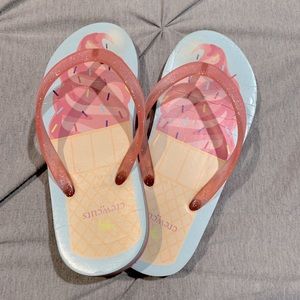 Crewcut flip flop sandals